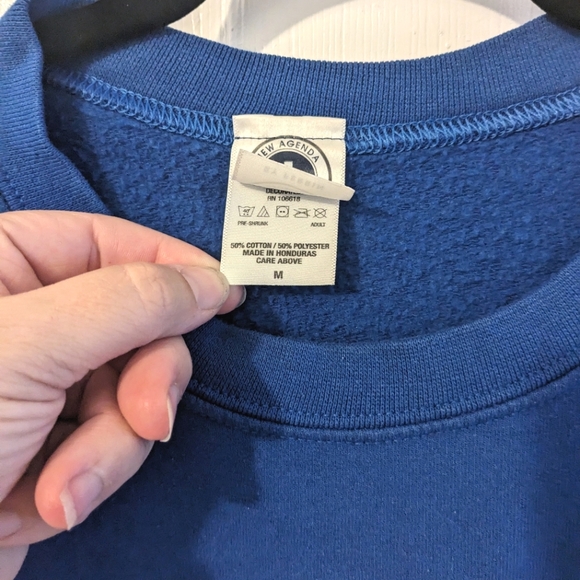 Grand Valley State University GVSU Retro Sweatshirt - Size Medium - Picture 2 of 2